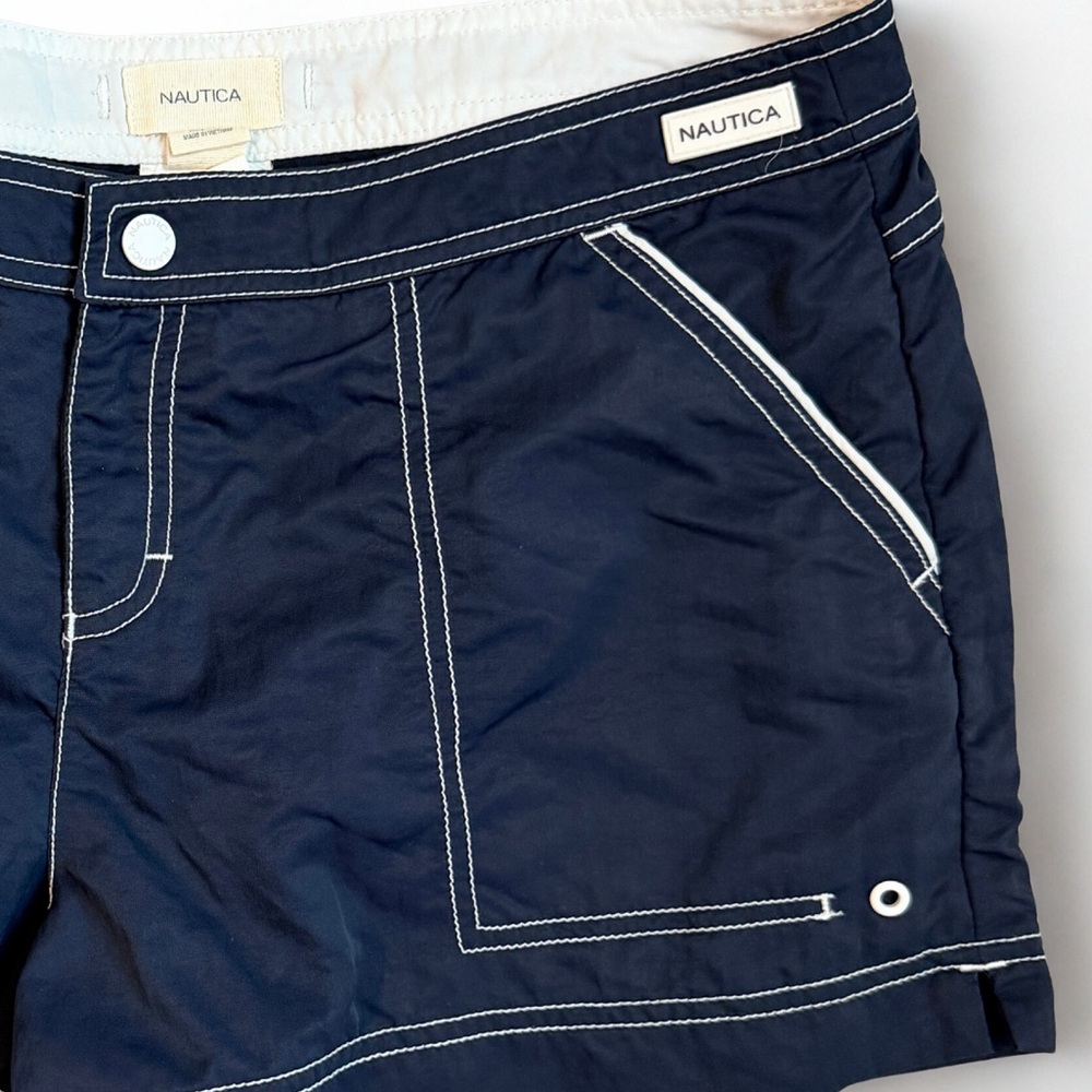 Nautica Women’s Size Med Navy Blue Shorts White Piping Pockets EUC 16” Waist - Picture 3 of 6
